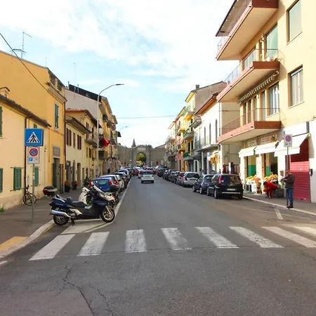 Interno 30 * Arezzo